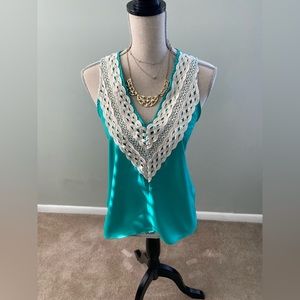 Collective Concepts woman’s lace and teal top